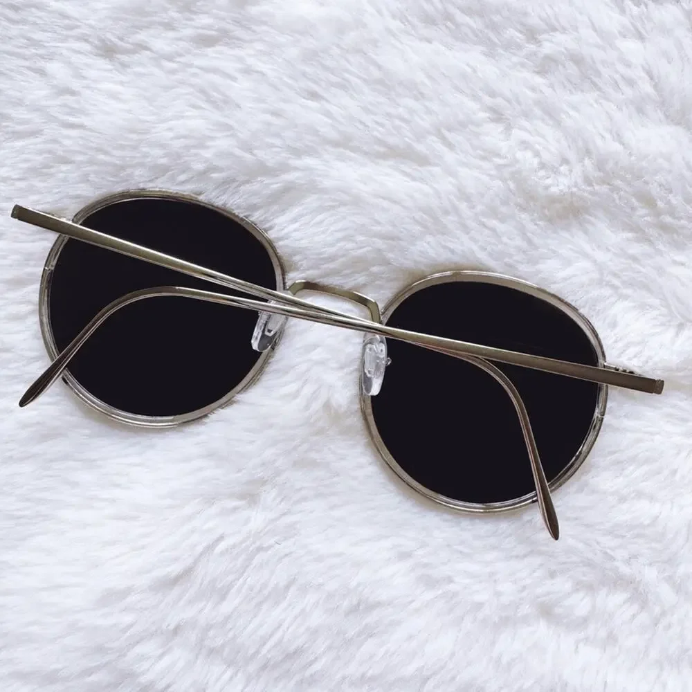 Dean Black w/ Silver Rims Round Sunglasses